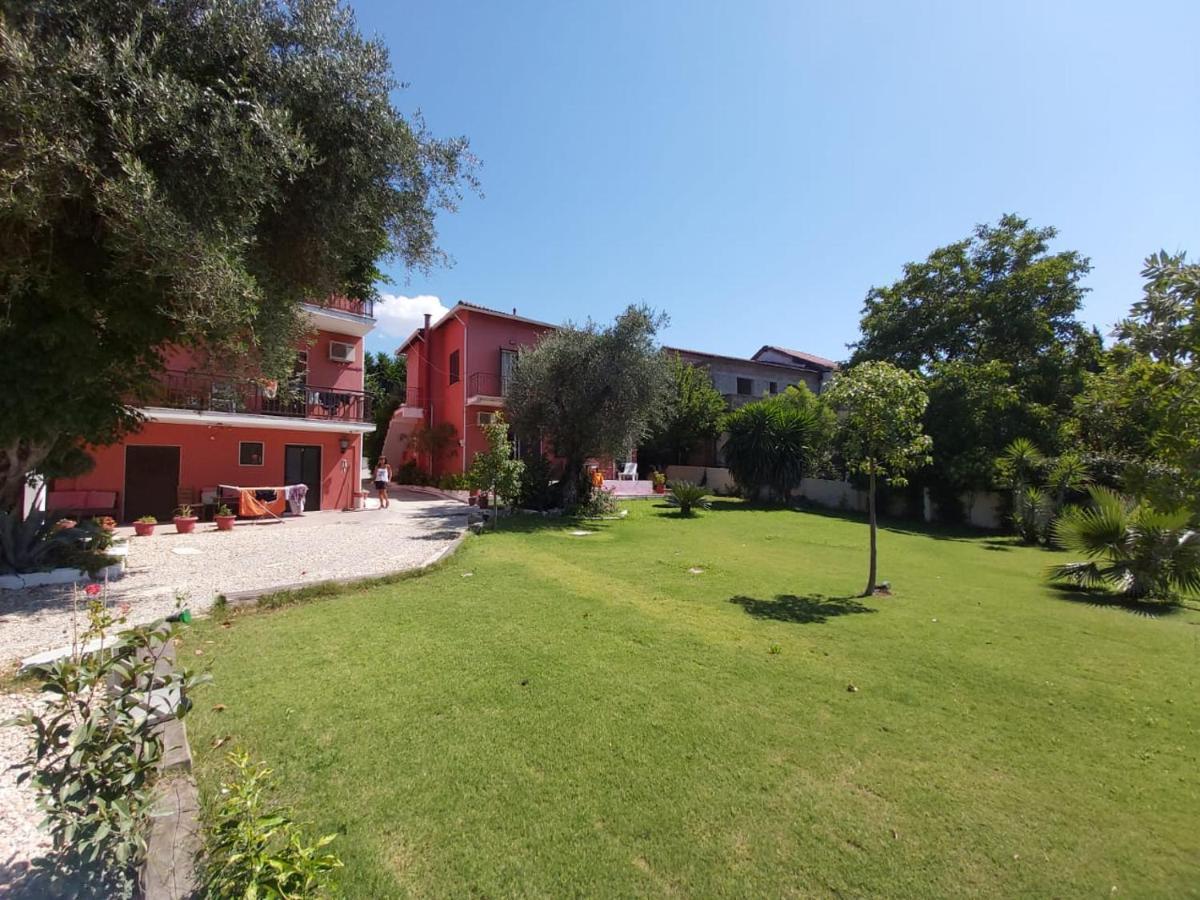 Ilias Apartments Ypsos Buitenkant foto