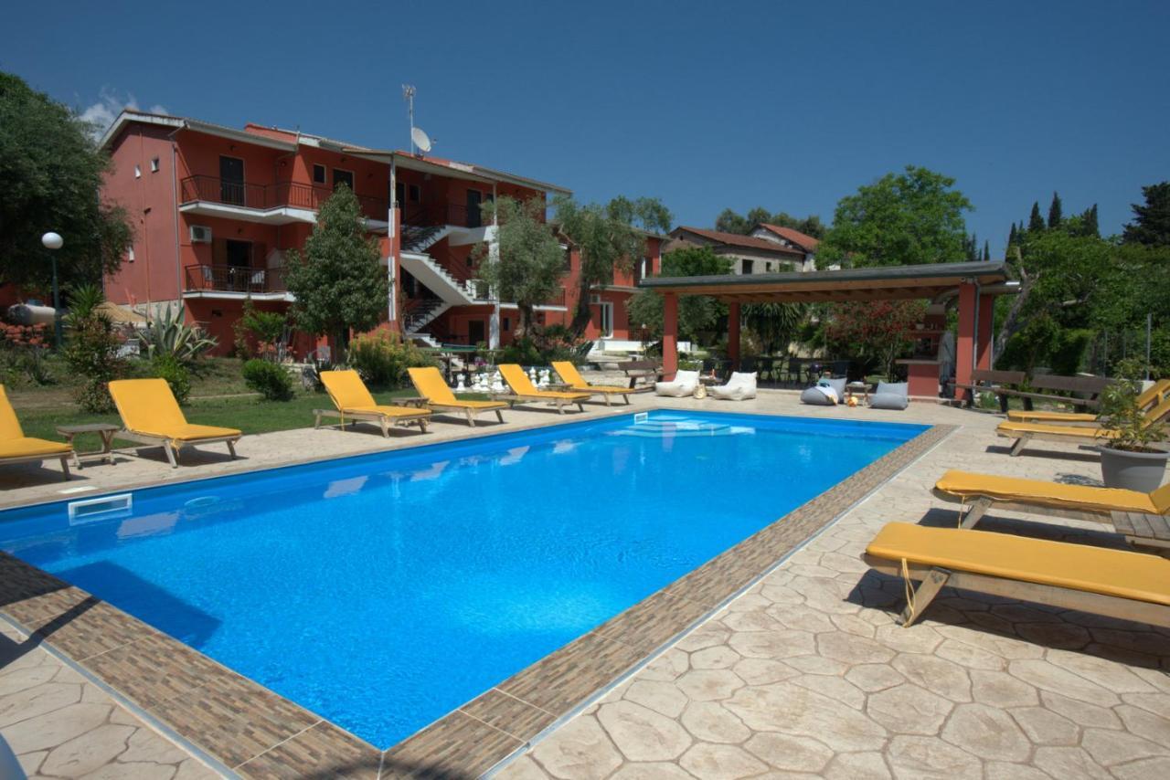 Ilias Apartments Ypsos Buitenkant foto