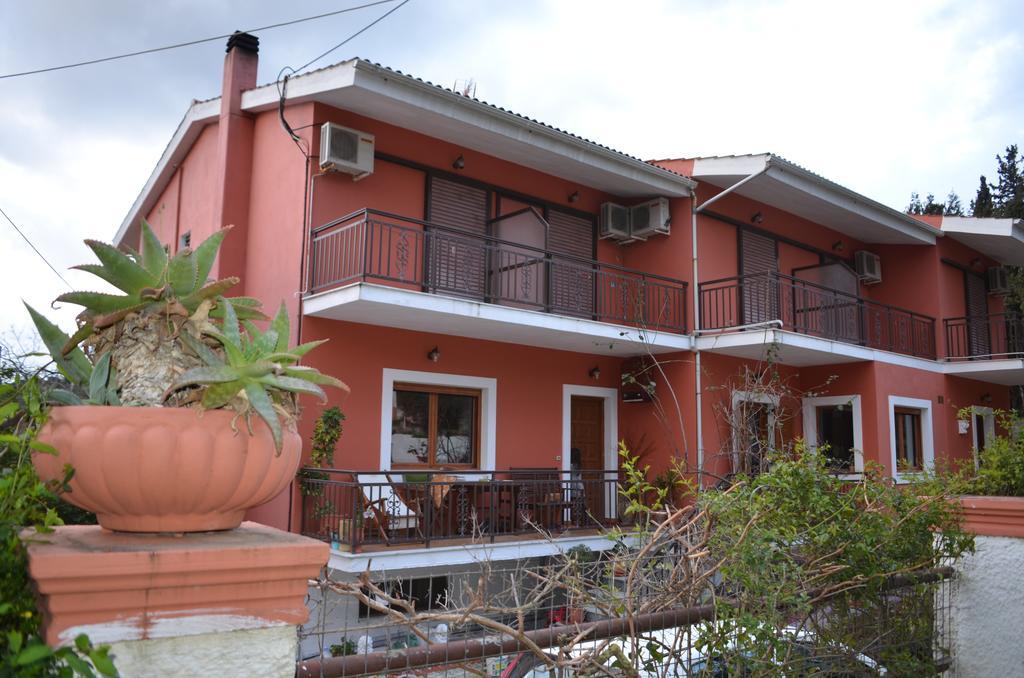 Ilias Apartments Ypsos Buitenkant foto